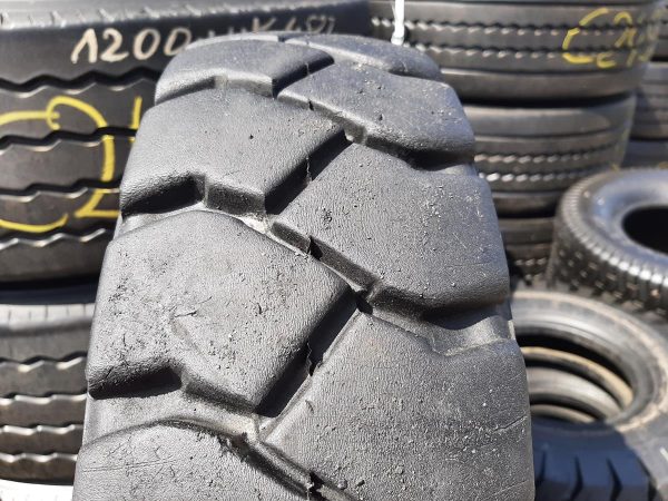 Opona używana przemysłowa 6.50-10 WATTS HUSKY 150zł W4402 - obrazek 5