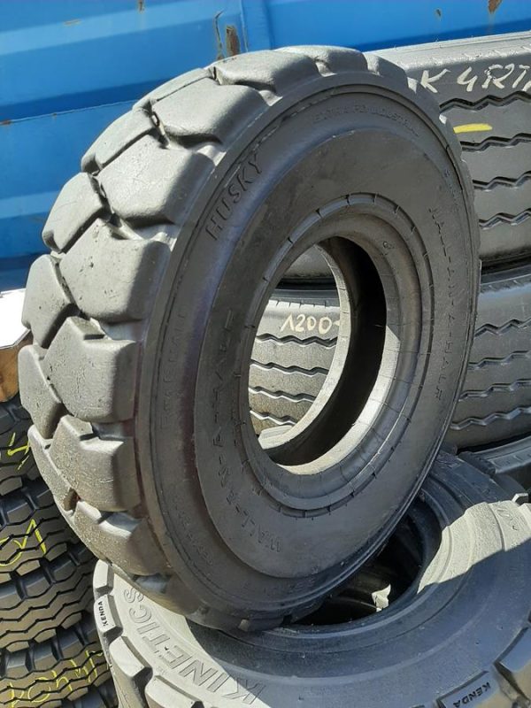Opona używana przemysłowa 6.50-10 WATTS HUSKY 150zł W4402 - obrazek 8