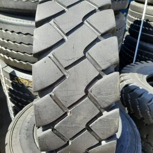 Opona używana przemysłowa 6.50-10 KENDA KINETICK K-610; 60zł W4403