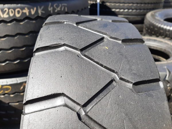 Opona używana przemysłowa 6.50-10 MARANGONI EUROSOFT 60zł W4404 - obrazek 5