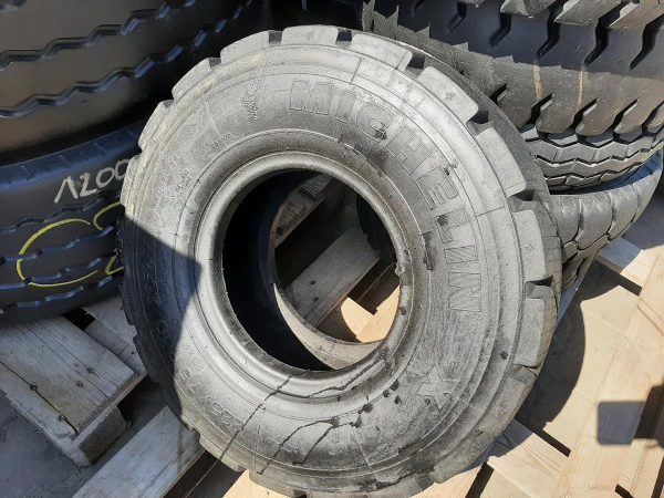 Opona używana przemysłowa 225/75R10 23x9R10 MICHELIN XZM 180zł W4407 - obrazek 2