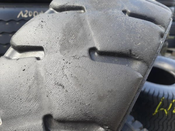 Opona używana przemysłowa 7.00-12 BKT HD RIM GUARD 150zł W4414 - obrazek 9