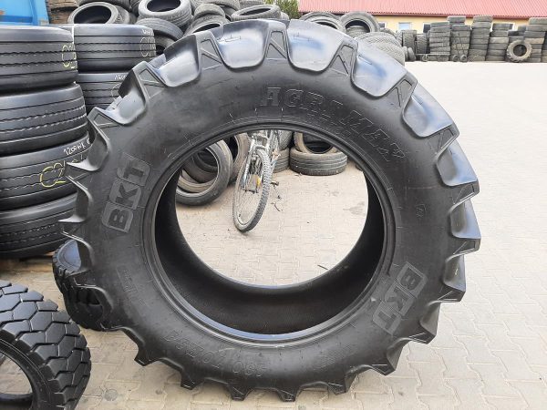 Opona używana rolnicza 480/70R34 BKT AGRIMAX RT765 1400zł W4417 - obrazek 2