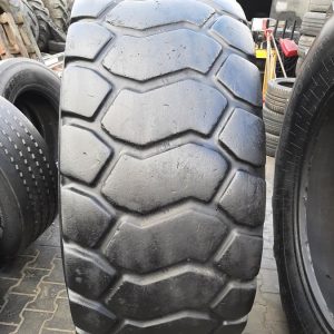 Opona używana przemysłowa 23.5R25 BKT EARTH MAX 2700zł W4419