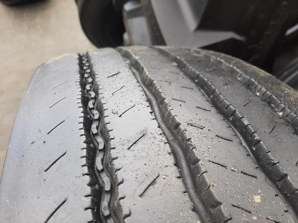 Opona używana ciężarowa 295/80R22.5 PIRELLI FH 01 COACH XL 550zł C2516 - obrazek 8