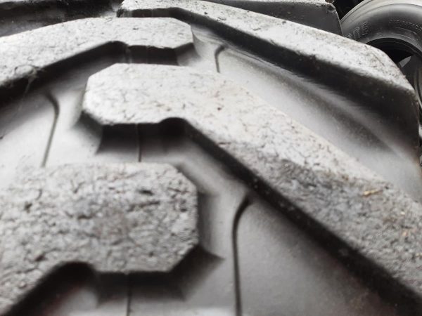 Opona używana przemysłowa 400/70-24 16.0/70-24 MICHELIN POWER CL 1200zł W4421 - obrazek 7