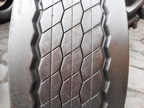 Opona używana ciężarowa 385/65R22.5 BRIDGESTONE DURAVIS R-TRAILER 002 800zł C2518 - obrazek 4
