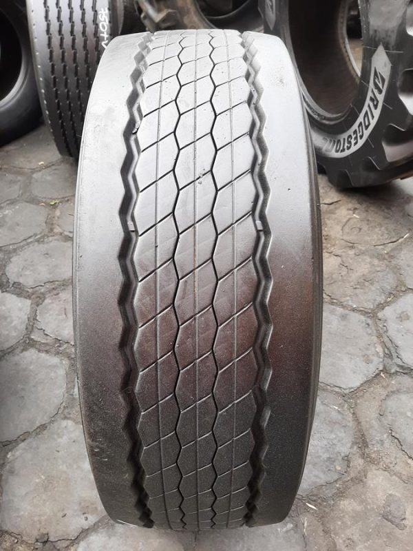 Opona używana ciężarowa 385/65R22.5 BRIDGESTONE DURAVIS R-TRAILER 002 800zł C2518