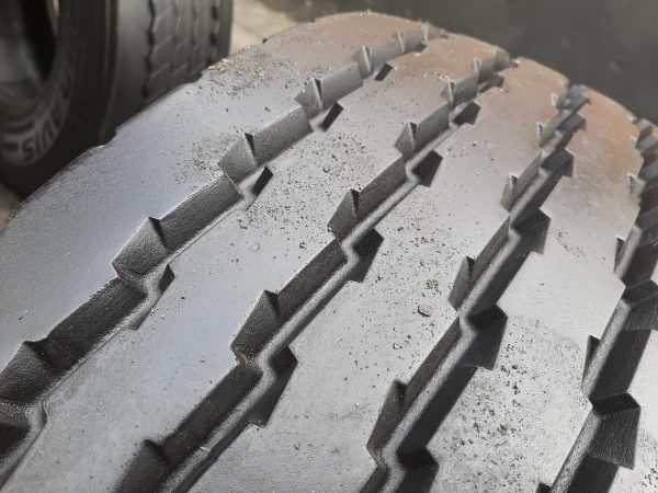 Opona używana ciężarowa 385/65R22.5 KELLY ARMOR KTR 750zł C2519 - obrazek 12