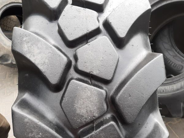 Opona używana przemysłowa 15.5-25 JCB MPT SITEMASTER 1300zł W4423 - obrazek 6