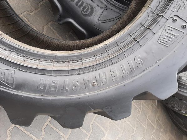 Opona używana przemysłowa 15.5-25 JCB MPT SITEMASTER 900zł W4424 - obrazek 3