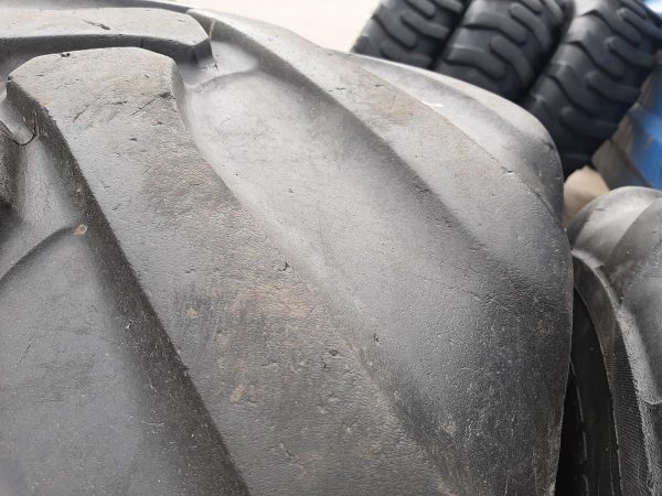 2x Opona używana rolnicza 650/45-22.5 BKT FLOTATION TR 678 1700zł W4430 - obrazek 10