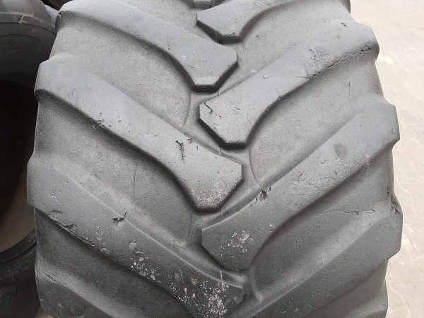 2x Opona używana rolnicza 650/45R22.5 BKT FLOTATION TR 678 1400zł W4431 - obrazek 5