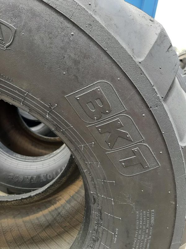 2x Opona używana rolnicza 650/45R22.5 BKT FLOTATION TR 678 1400zł W4431 - obrazek 14
