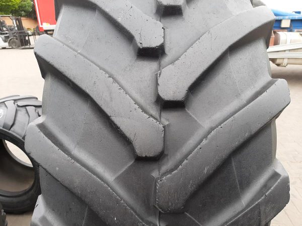 Opona używana rolnicza 650/65R38 TRELLEBORG TM800: 2200zł W4432 - obrazek 4