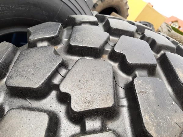 Opona używana przemysłowa 395/85R20 MICHELIN XZL 900zł W4433 - obrazek 9