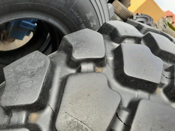 Opona używana przemysłowa 395/85R20 MICHELIN XZL 900zł W4433 - obrazek 10
