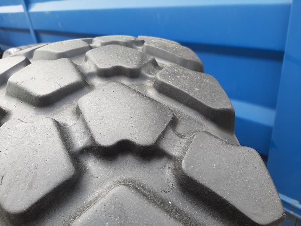 Opona używana przemysłowa 14.00R20 MICHELIN XZL+ 800zł W4435 - obrazek 6