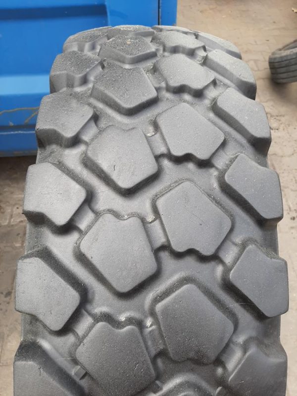 Opona używana przemysłowa 14.00R20 MICHELIN XZL+ 800zł W4435 - obrazek 11