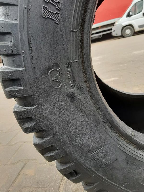 Opona używana rolnicza 19.0/45-17 BKT AW708 IMPLEMENT 400zł W4444 - obrazek 7