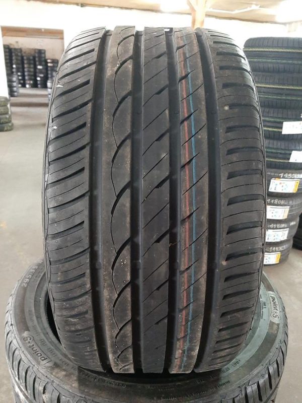4x Opona nieużywana letnia 295/35R21 POINT S SUMMERSTAR SUV A3950