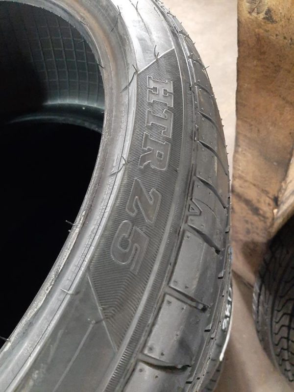 4x Opona nieużywana letnia 255/35R20 SUMITOMO HTR Z5 A3995 - obrazek 9