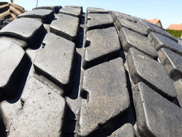 Opona używana przemysłowa 445/95R25 MICHELIN X-CRANE+ 3500zł W4447 - obrazek 7