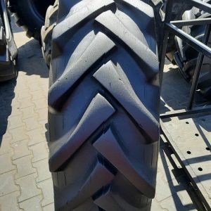 Opona używana rolnicza 14.9-28 TRAYLER D-120; 400zł W4453