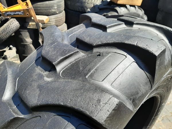 Opona używana przemysłowa 16.9-24 CULTOR INDUSTRIAL 40 1000zł W4457 - obrazek 5