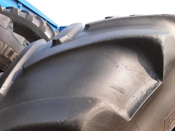 Opona używana rolnicza 710/70R38 MICHELIN XM8; 1000zł W4462 - obrazek 10