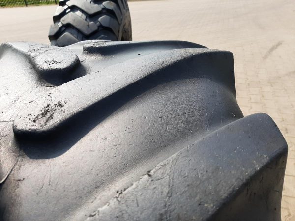 Opona używana rolnicza 480/65R28 MICHELIN MULTIBIB 600zł W4463 - obrazek 6