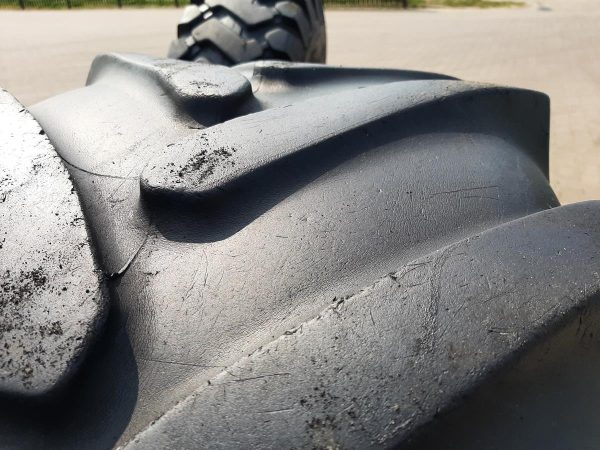 Opona używana rolnicza 480/65R28 MICHELIN MULTIBIB 600zł W4463 - obrazek 7