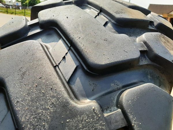 Opona używana przemysłowa 17.5-25 ROADHIKER W-2; 1000zł W4464 - obrazek 7
