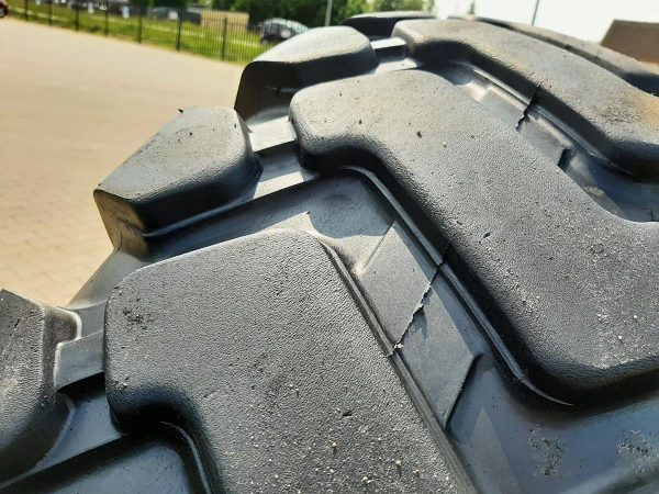 Opona używana przemysłowa 17.5-25 ROADHIKER W-2; 1000zł W4464 - obrazek 8