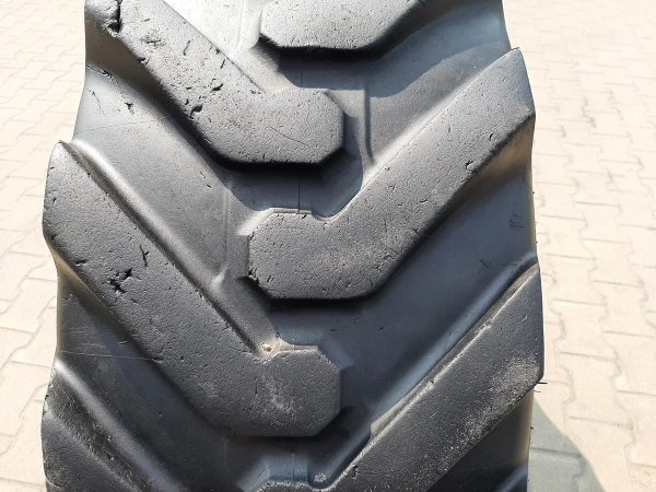 Opona używana przemysłowa 400/80-24 ; 15.5/80-24 MICHELIN POWER CL 1000zł W4465 - obrazek 4