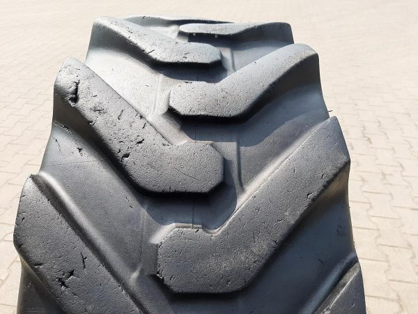 Opona używana przemysłowa 400/80-24 ; 15.5/80-24 MICHELIN POWER CL 1000zł W4465 - obrazek 5
