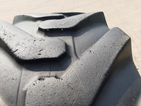 Opona używana przemysłowa 400/80-24 ; 15.5/80-24 MICHELIN POWER CL 1000zł W4465 - obrazek 8