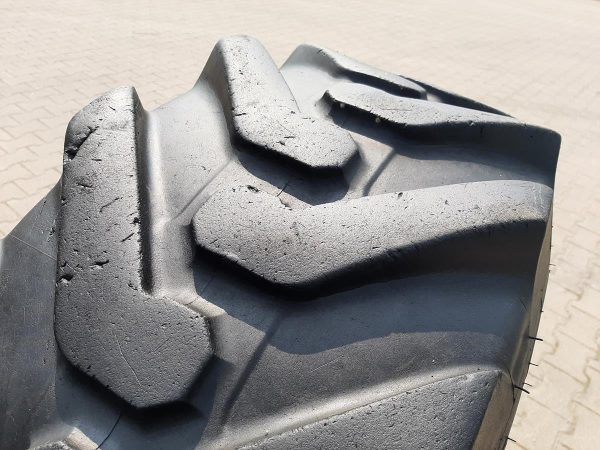 Opona używana przemysłowa 400/80-24 ; 15.5/80-24 MICHELIN POWER CL 1000zł W4465 - obrazek 9