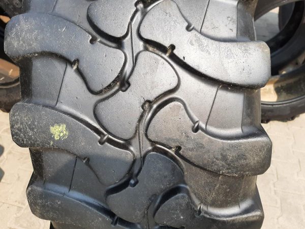 Opona używana rolnicza 460/70R24 17.5R24 TRELLEBORG TH500; 800zł W4469 - obrazek 7