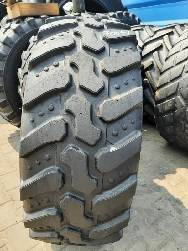 Opona używana przemysłowe 405/70R20 ; 16.0/70R20 MAXAM MS 910 R 700zł W4472
