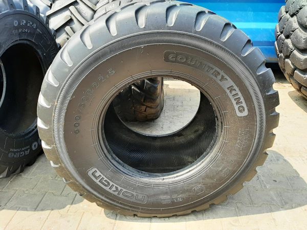 Opona używana rolnicza 600/50R22.5 NOKIAN COUNTRY KING 1400zł W4473 - obrazek 2