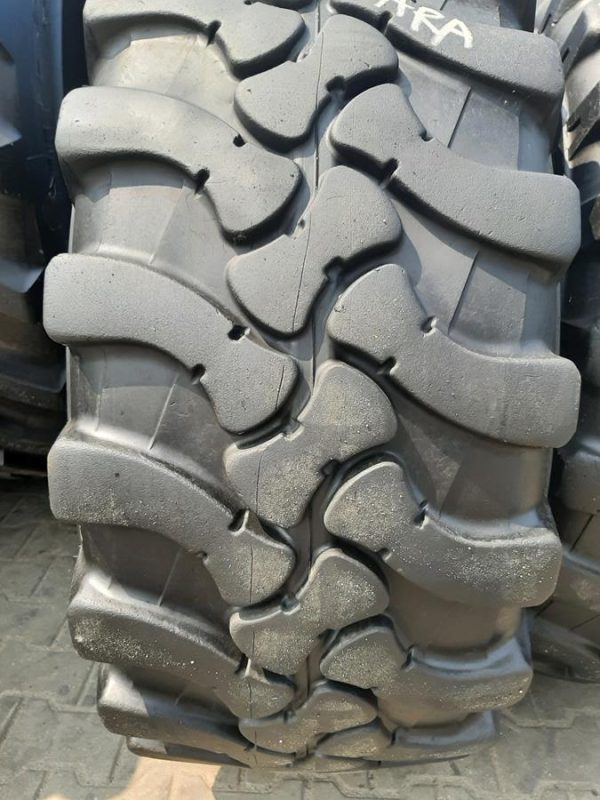 2x Opona używana rolnicza 460/70R24 17.5R24 TRELLEBORG TH500 1100zł W4475 - obrazek 4