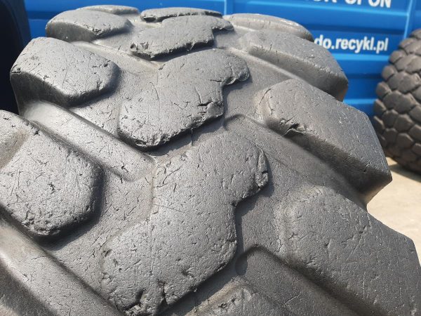 Opona używana przemysłowa 440/80R28 FIRESTONE 800zł W4477 - obrazek 6