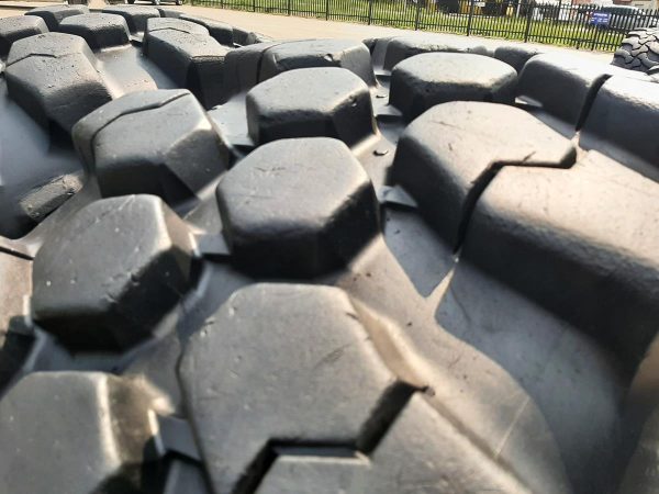 2x Opona używana 460/70R24 17.5R24 MICHELIN BIBLOAD 1900zł W4479 - obrazek 10