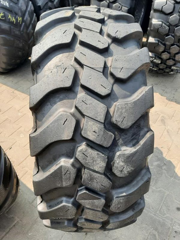 Opona używana przemysłowa 405/70R20 16/70R20 LEAO STRONGMAX LR400; 700zł W4480