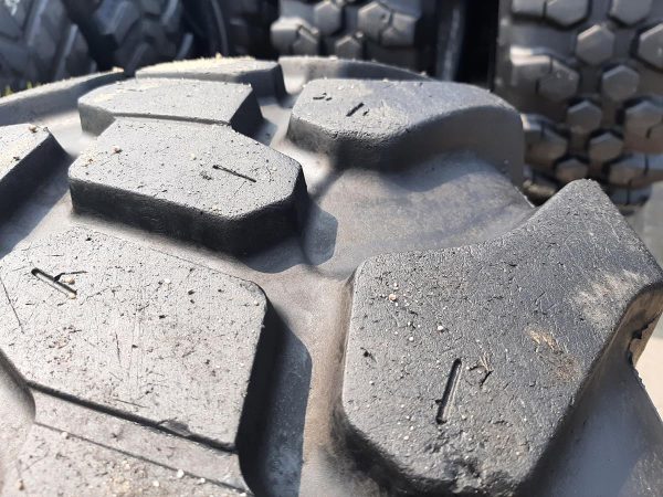 Opona używana przemysłowa 405/70R20 16/70R20 LEAO STRONGMAX LR400; 700zł W4480 - obrazek 6