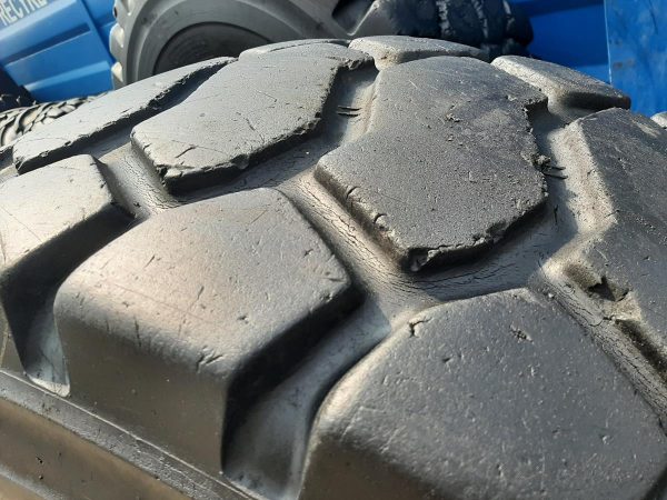Opona używana przemysłowa 20.5R25 BKT EARTHMAX 1600zł W4481 - obrazek 8