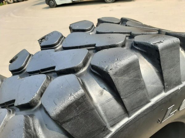 Opona używana przemysłowa 17.5-25 SOLIDEAL LOADMASTER W4483 - obrazek 7