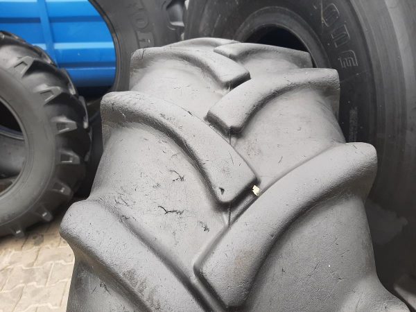 Opona używana rolnicza 15.5/80-24 OZKA KNK50; 600zł W4492 - obrazek 7