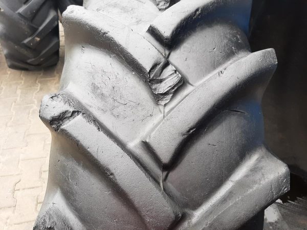 Opona używana rolnicza 15.5/80-24 PETLAS TA-60; 800zł W4493